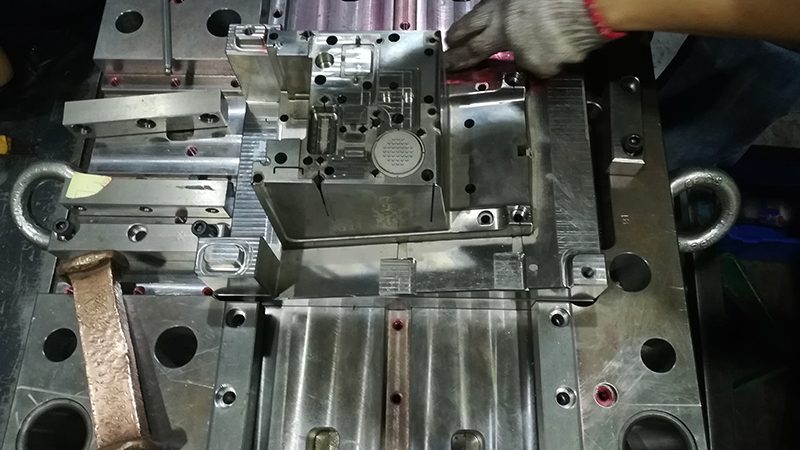液态硅胶模具定制：揭秘其报价背后的考量因素**