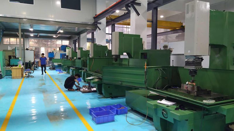 模具制造厂与模具厂：本质区别与行业洞察